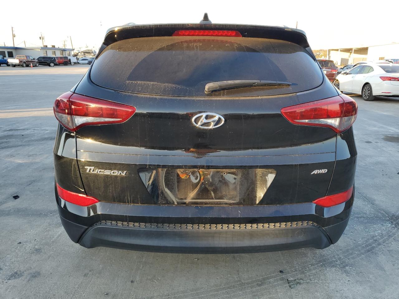 VIN KM8J3CA45JU639690 2018 HYUNDAI TUCSON no.6