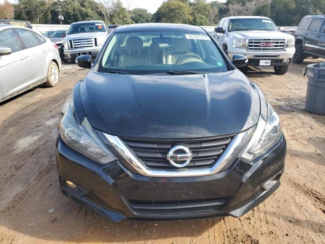  NISSAN ALTIMA 2016 Czarny