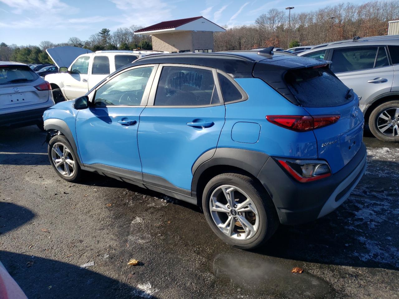 2023 Hyundai Kona - Image 2