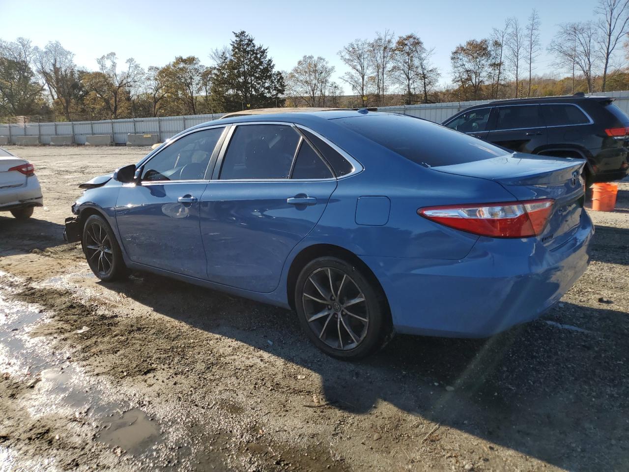 2015 Toyota Camry - Image 2