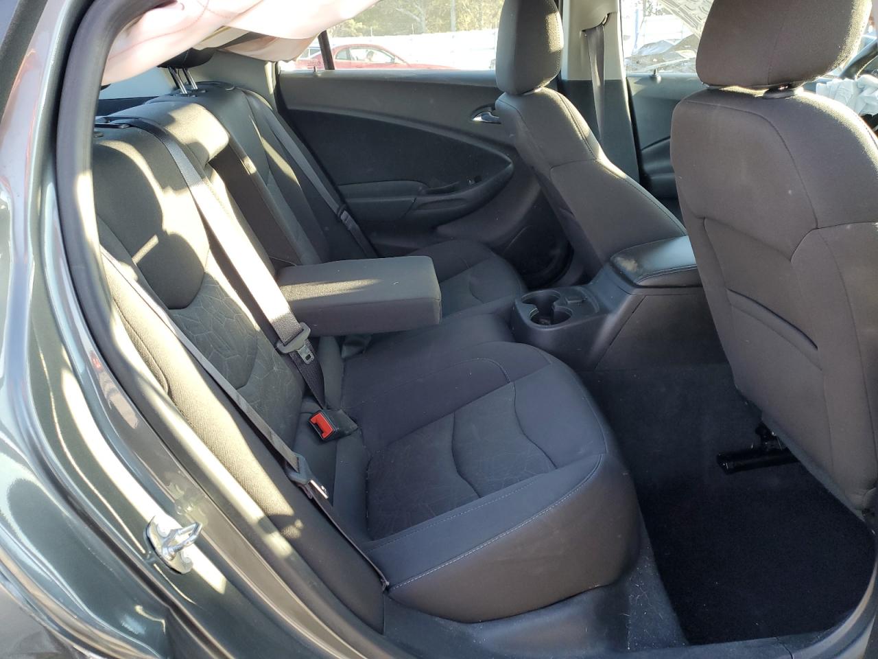 2017 Chevrolet Volt - Image 10