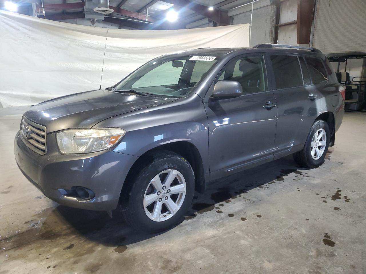 2010 Toyota Highlander - Image 1