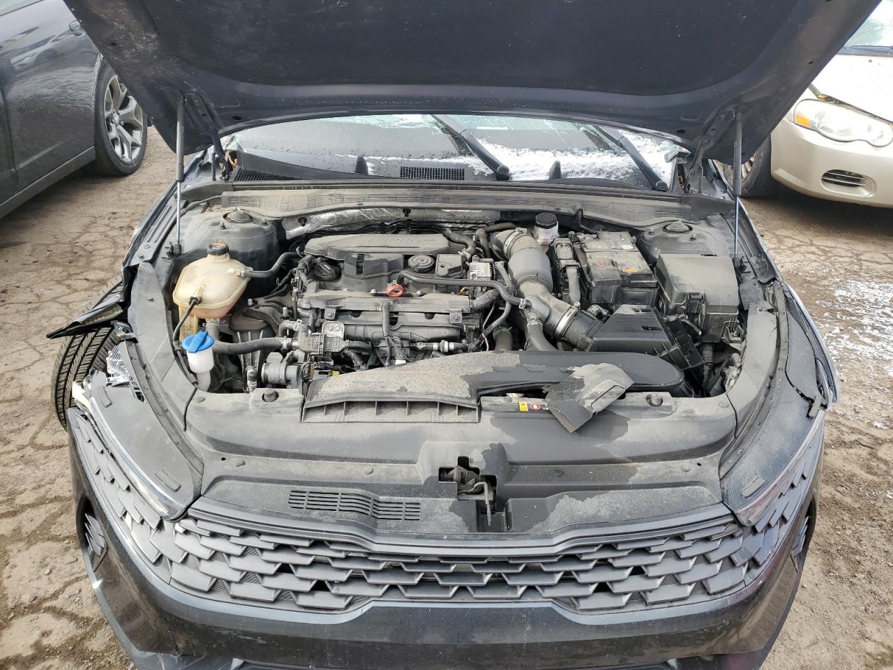 2022 Kia K5 - Image 11