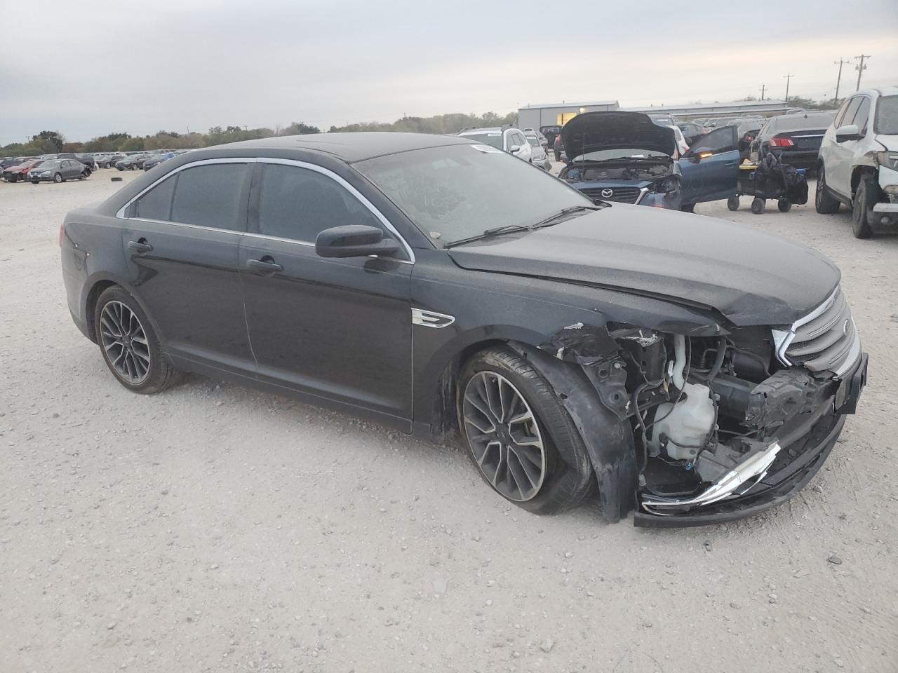 VIN 1FAHP2E80JG116872 2018 FORD TAURUS no.4