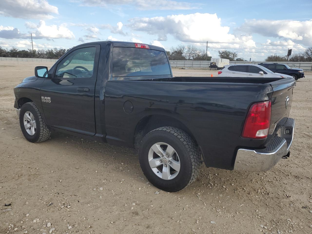 VIN 3C6JR6AG7JG195172 2018 RAM 1500 no.2