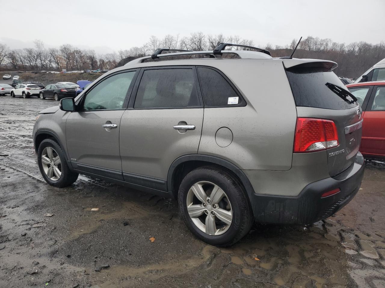 VIN 5XYKUDA29DG376443 2013 KIA SORENTO no.2