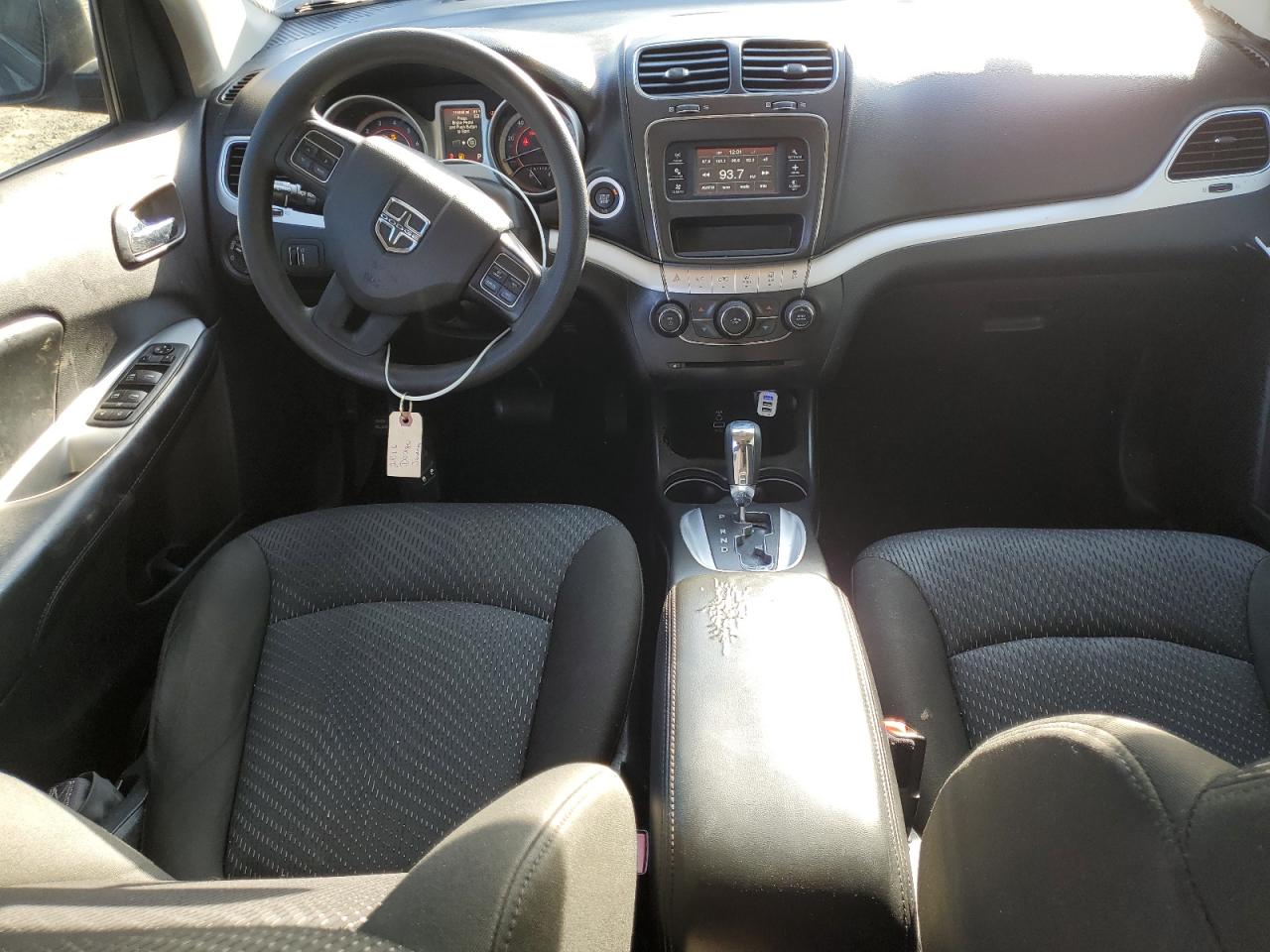 2019 Dodge Journey - Image 8
