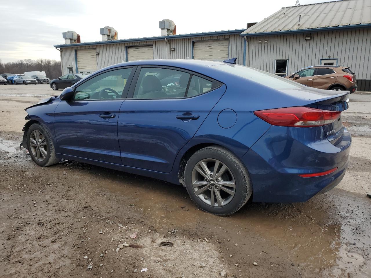 5NPD84LF2HH078537 2017 HYUNDAI ELANTRA - Image 2