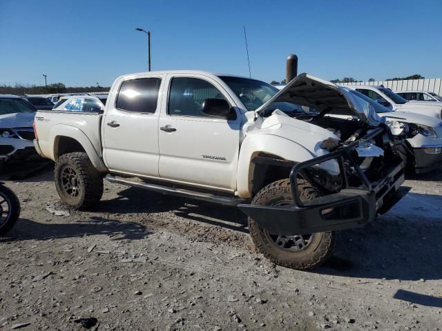 Pickups TOYOTA TACOMA 2013 Biały