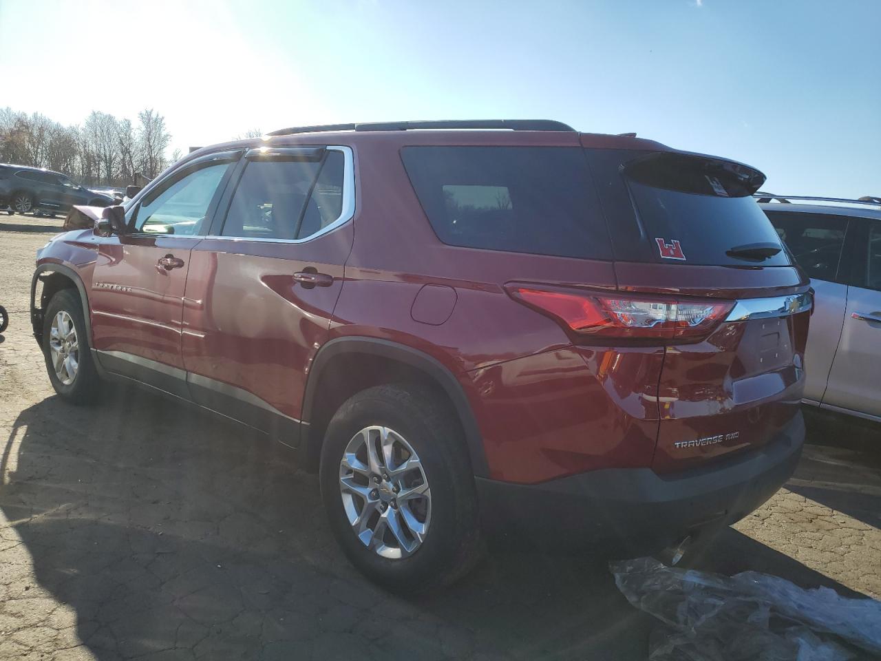 2020 Chevrolet Traverse - Image 2