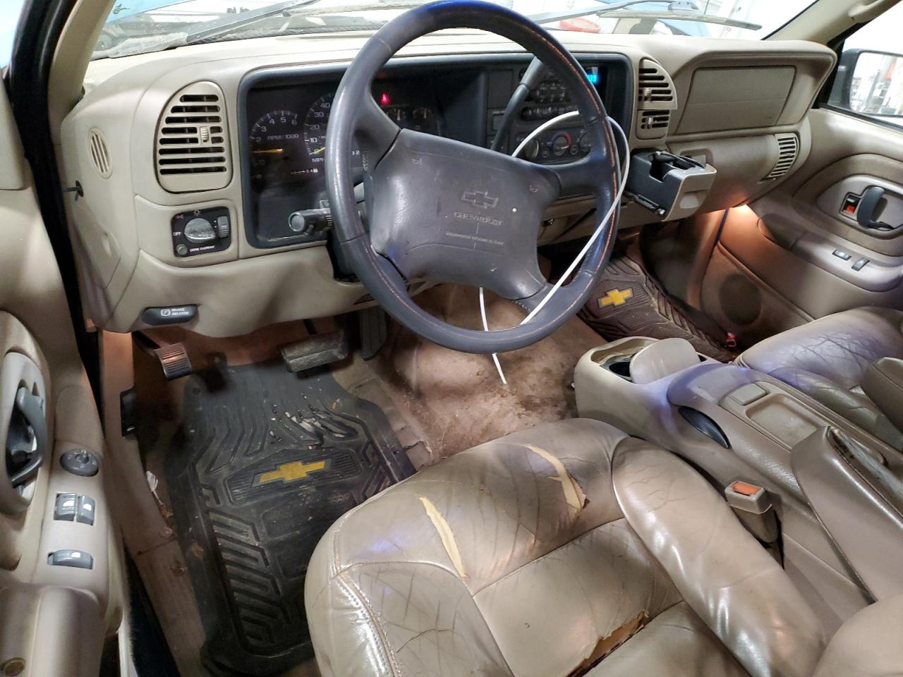 1997 Chevrolet Gmt-400 K1500 VIN: 2GCEK19R8V1293553 Lot: 83616644