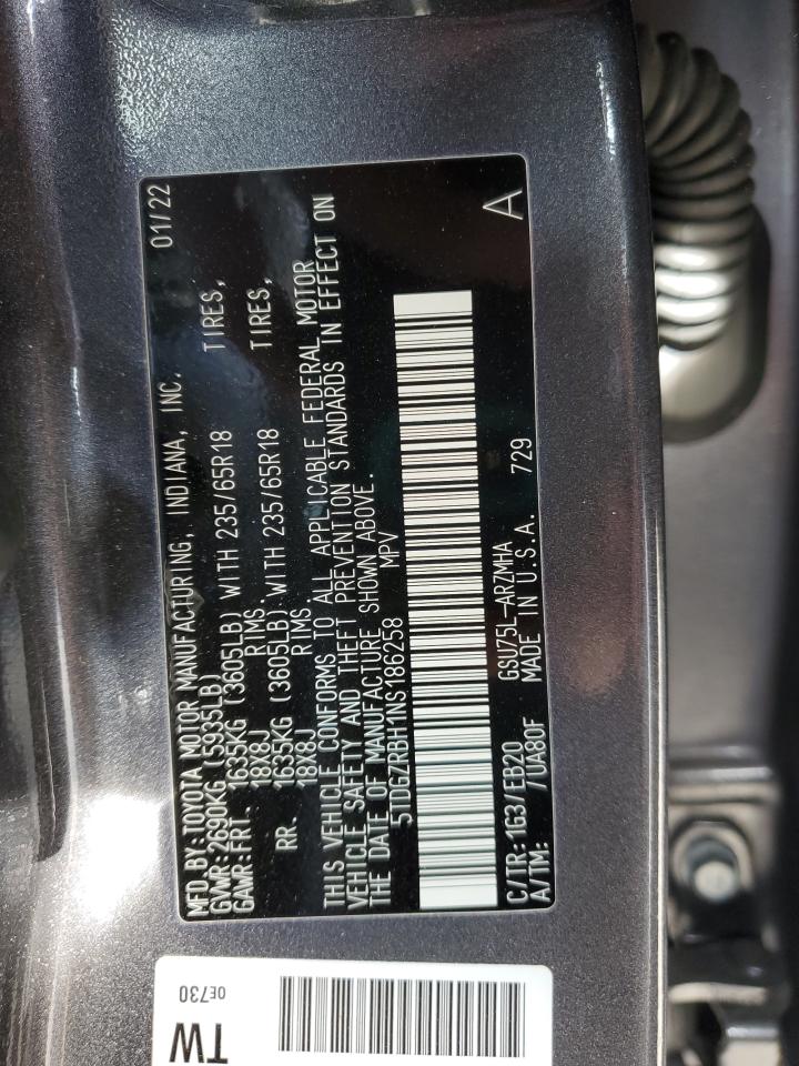 2022 Toyota Highlander - Image 13