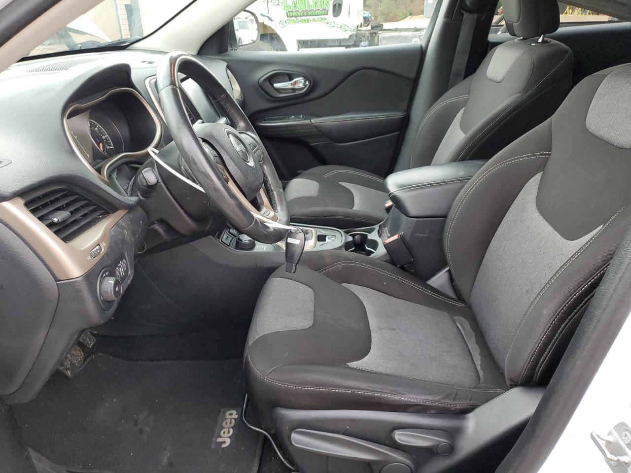 2014 Jeep Grand Cherokee - Image 7