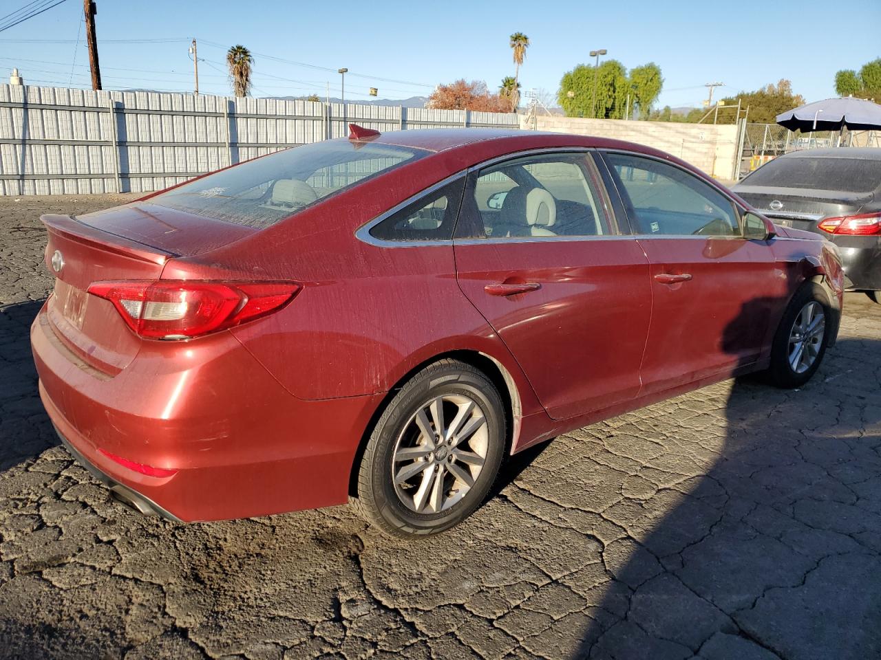 VIN 5NPE24AF7GH366240 2016 HYUNDAI SONATA no.3