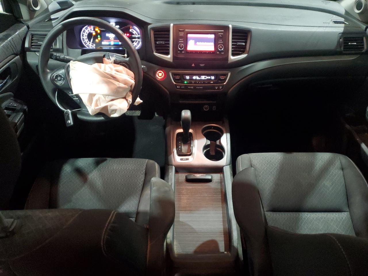 2019 Honda Ridgeline - Image 8