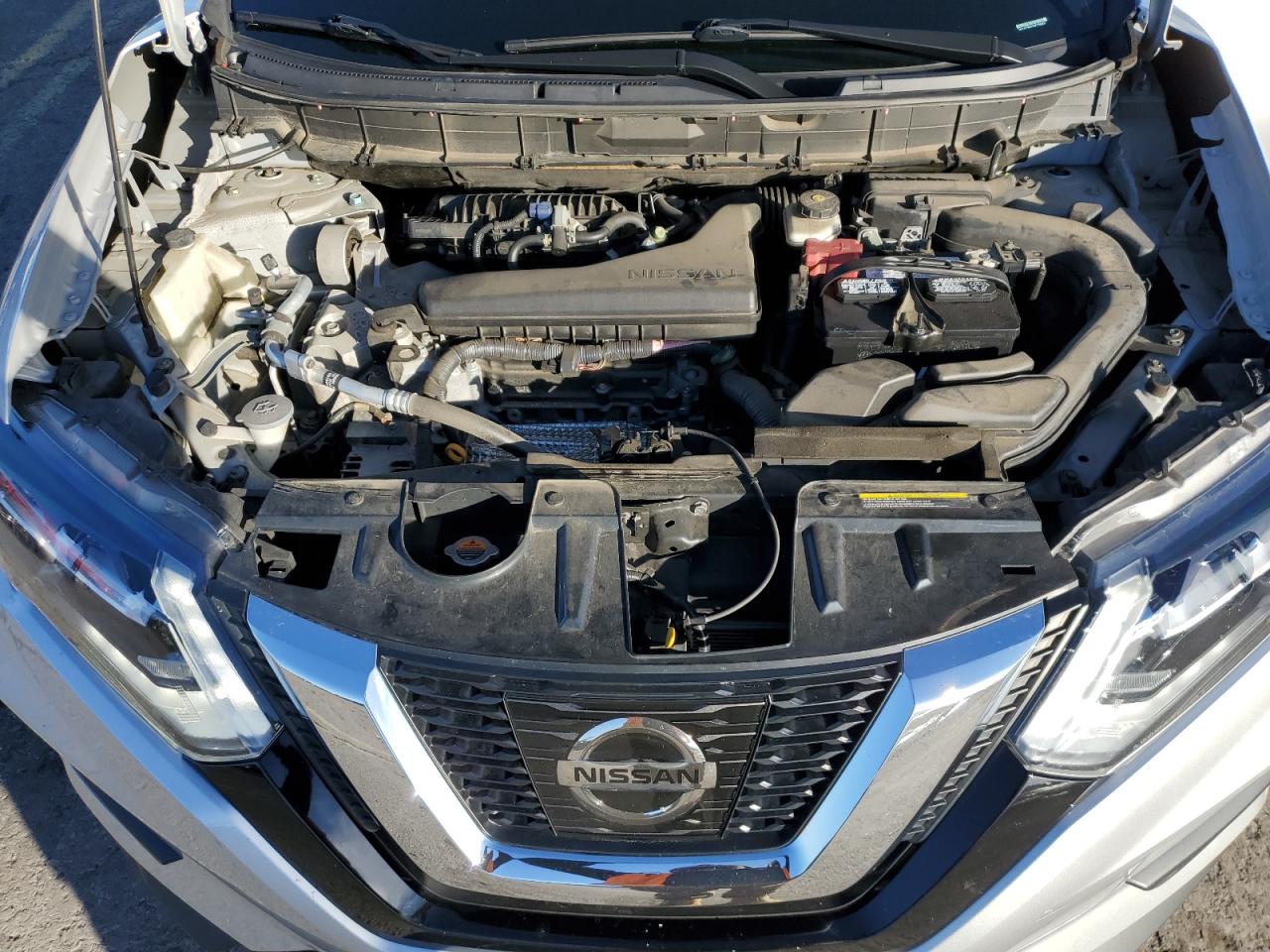 VIN 5N1AT2MV7HC754001 2017 NISSAN ROGUE no.12