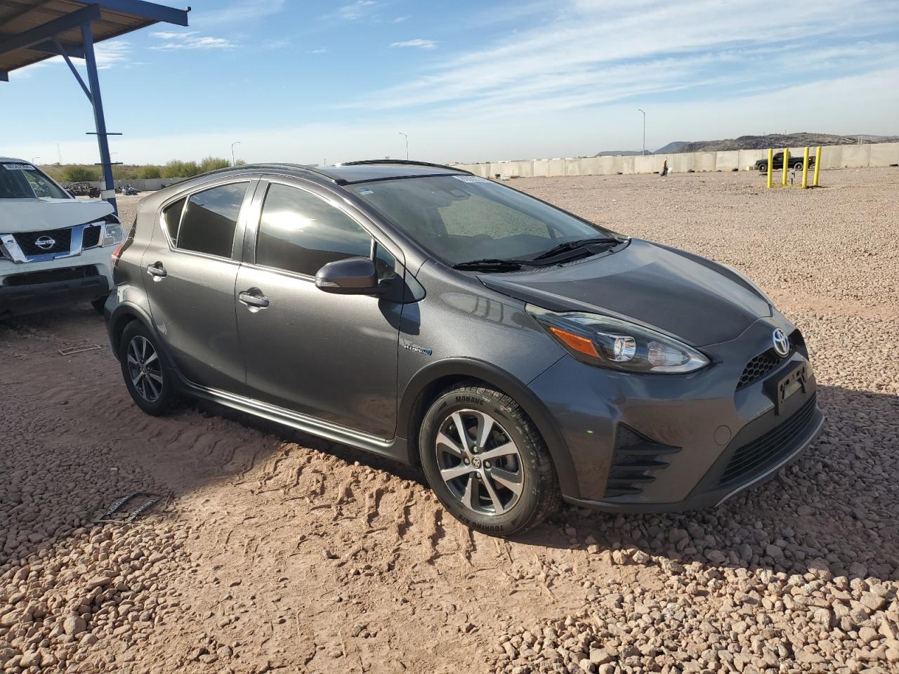 VIN JTDKDTB33J1612677 2018 TOYOTA PRIUS no.4