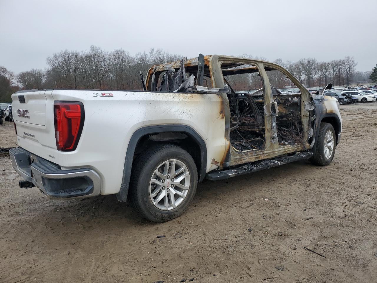 2019 GMC Sierra - Image 3