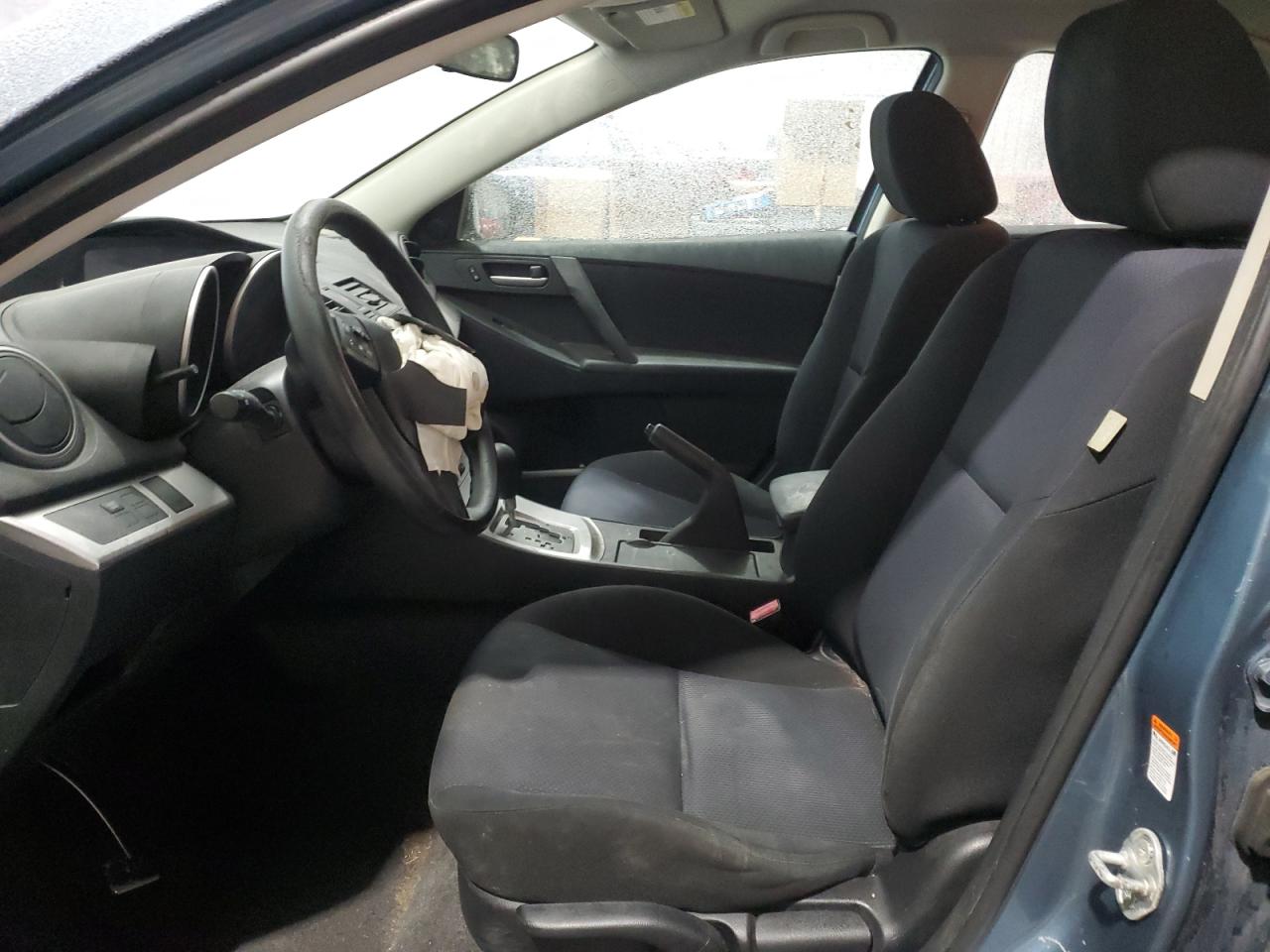 2011 Mazda 3 - Image 7