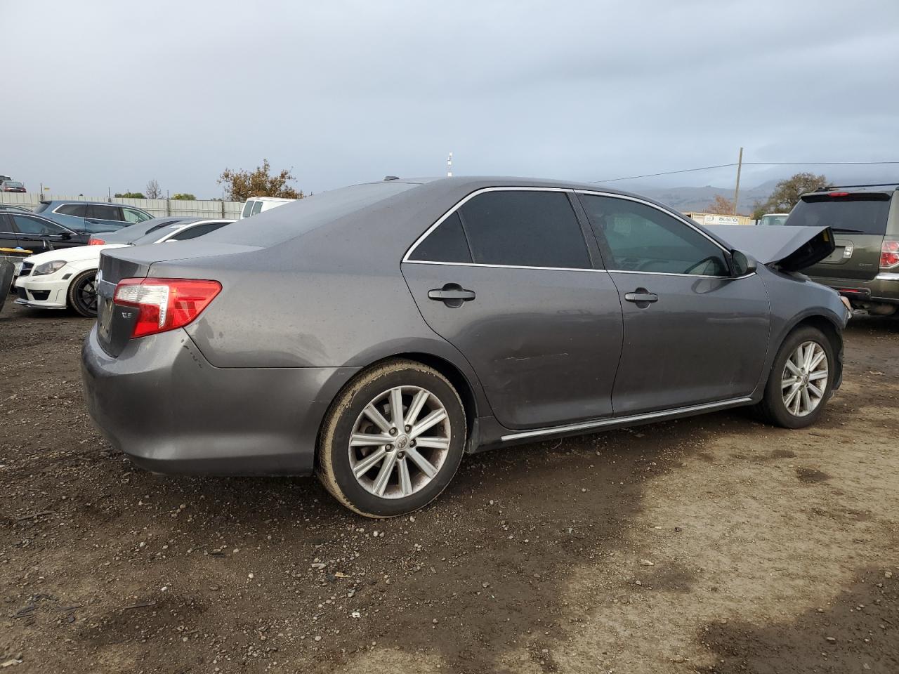 VIN 4T4BF1FK3DR331029 2013 TOYOTA CAMRY no.3