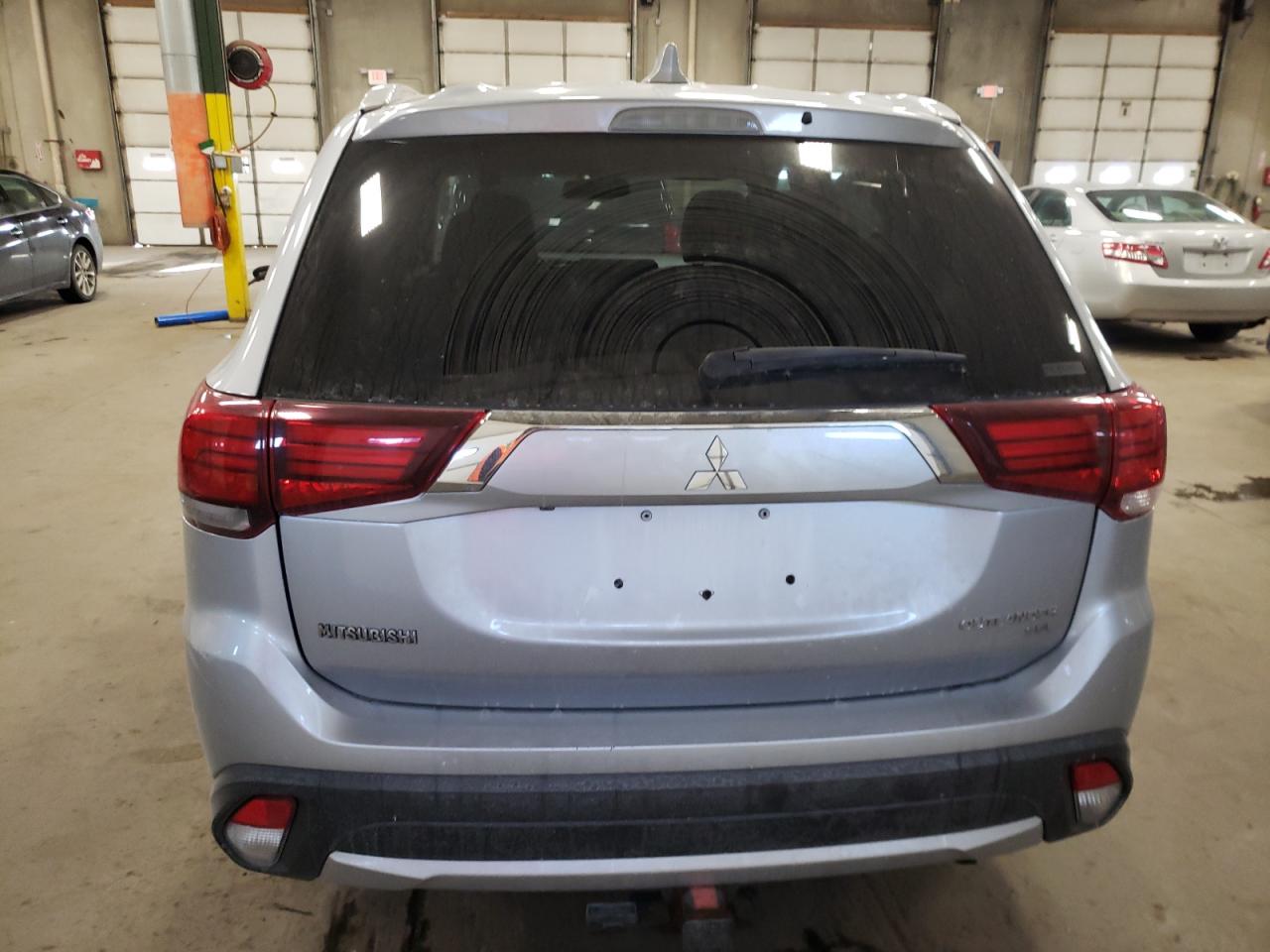 VIN JA4AZ3A3XHZ035005 2017 MITSUBISHI OUTLANDER no.6