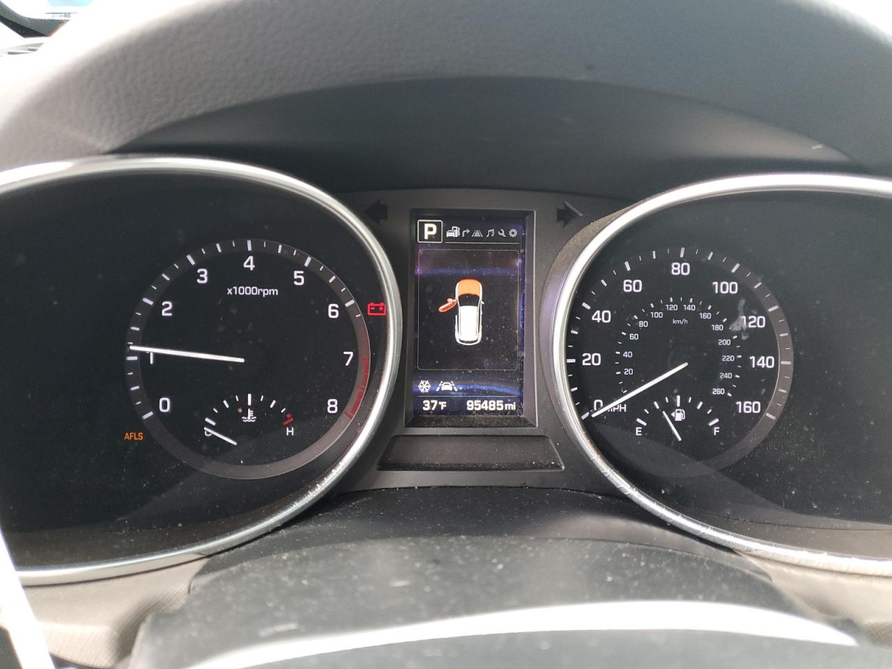 2018 Hyundai Santa Fe - Image 9
