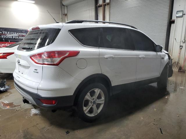  FORD ESCAPE 2014 Biały