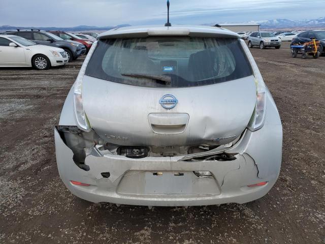  NISSAN LEAF 2013 Srebrny