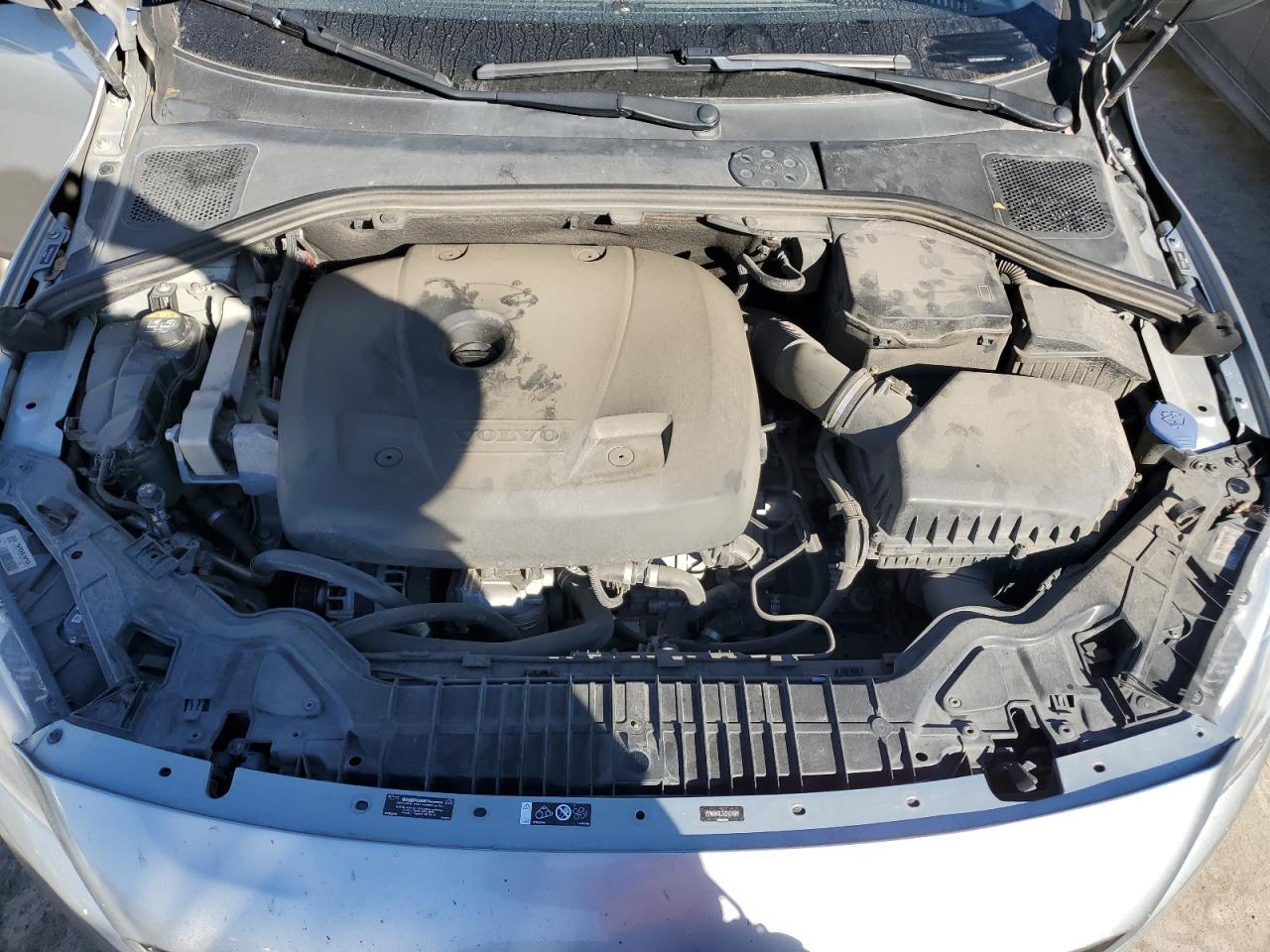 2018 Volvo S60 - Image 11