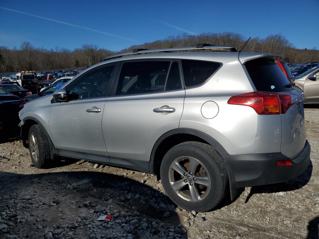 2015 Toyota RAV 4 - Image 2