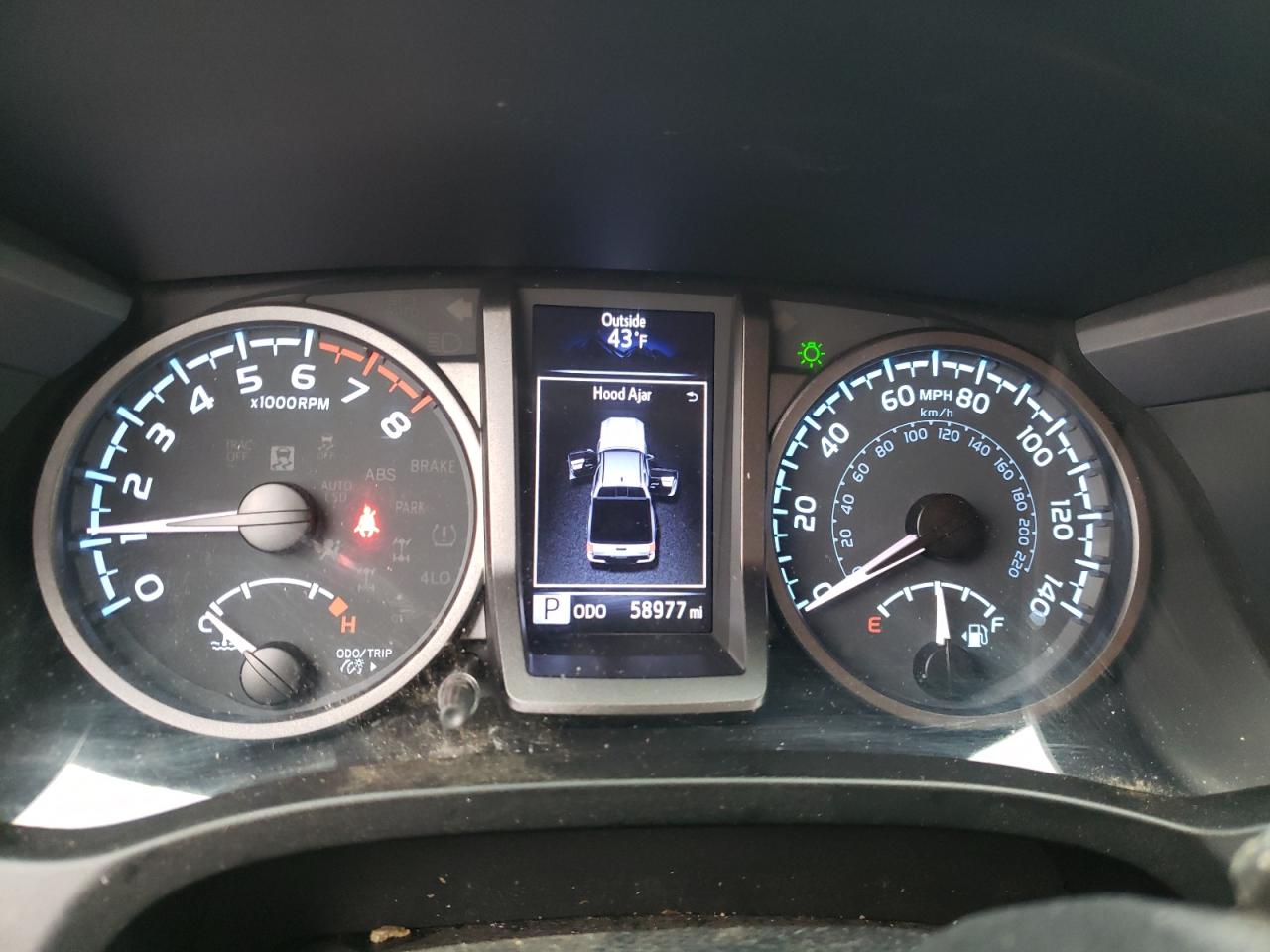 2020 Toyota Tacoma - Image 9