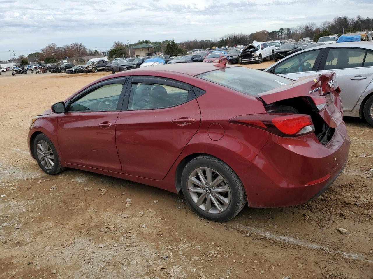 VIN 5NPDH4AE2EH486302 2014 HYUNDAI ELANTRA no.2