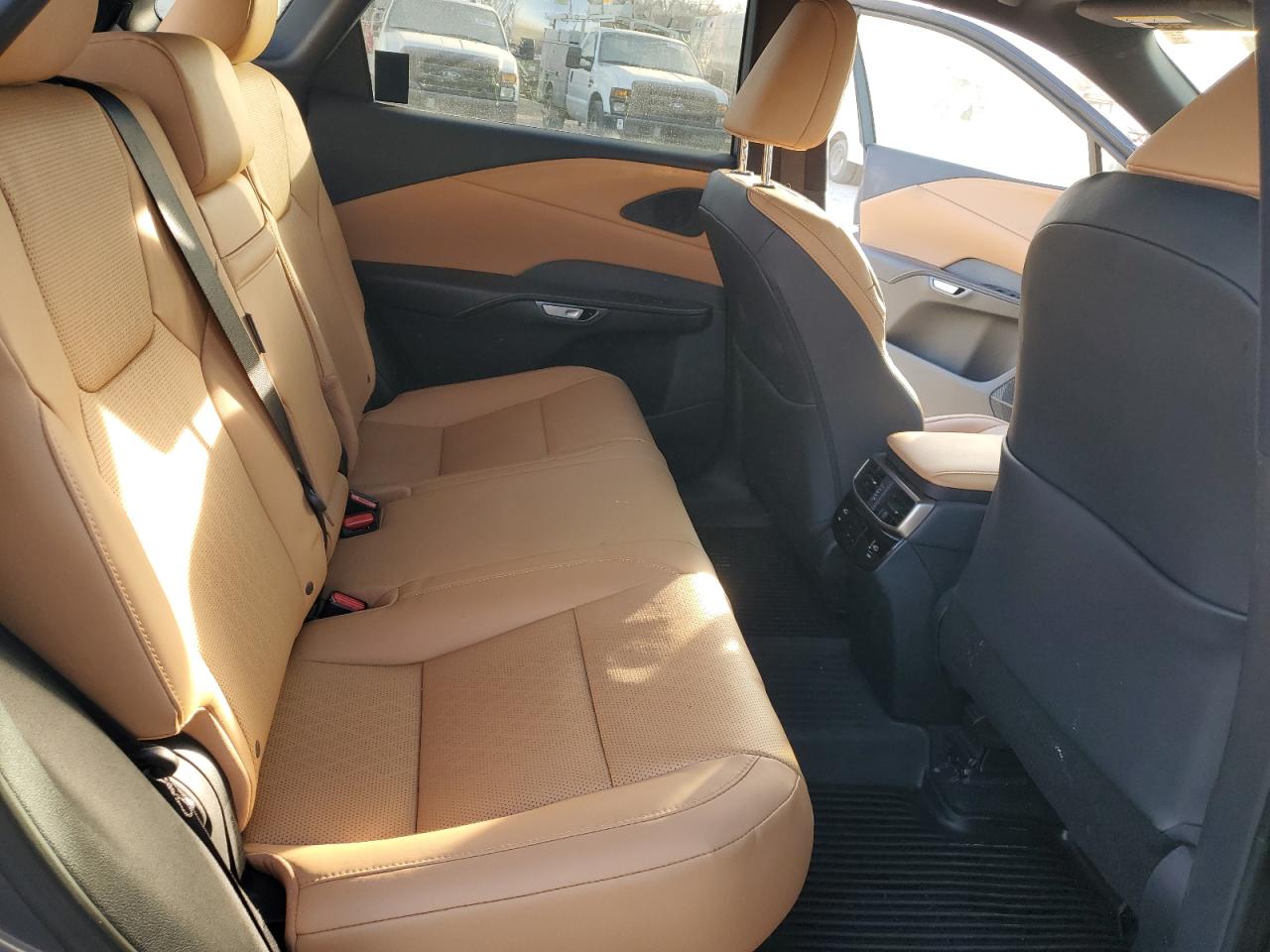 2023 Lexus RX - Image 11