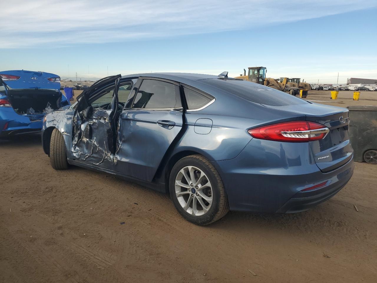 2019 Ford Fusion - Image 2