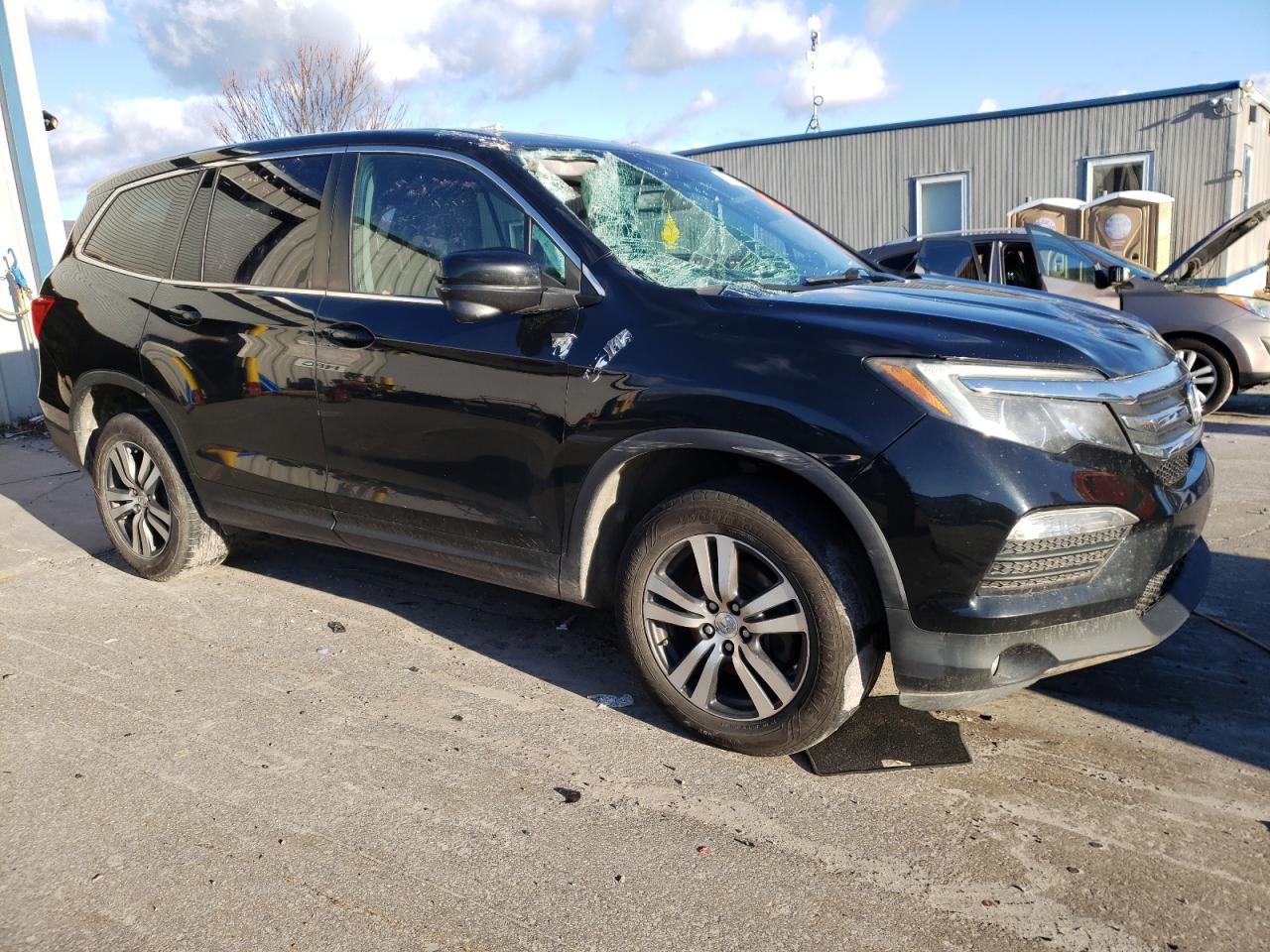 2016 Honda Pilot - Image 4