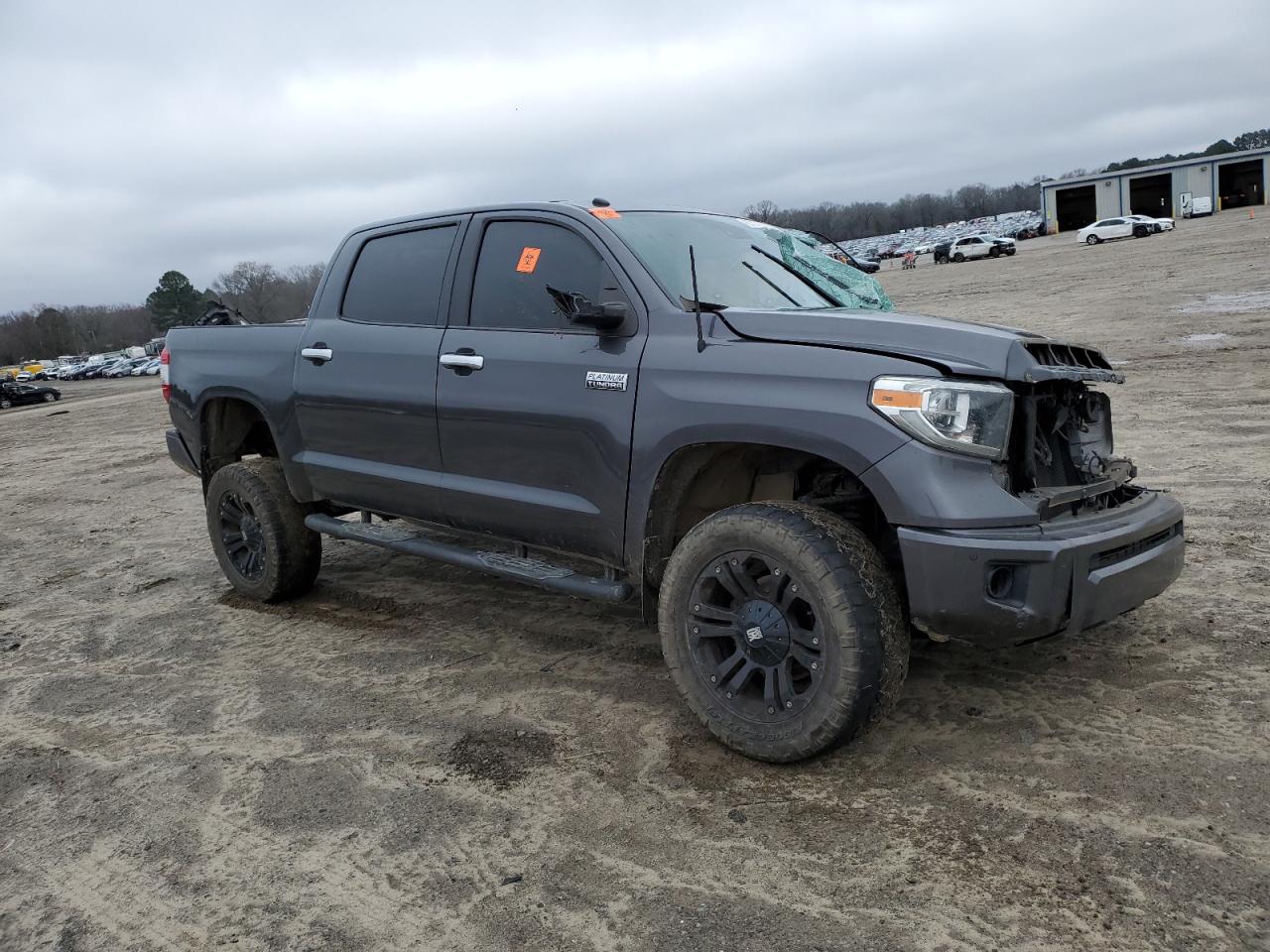 2018 Toyota Tundra - Image 4