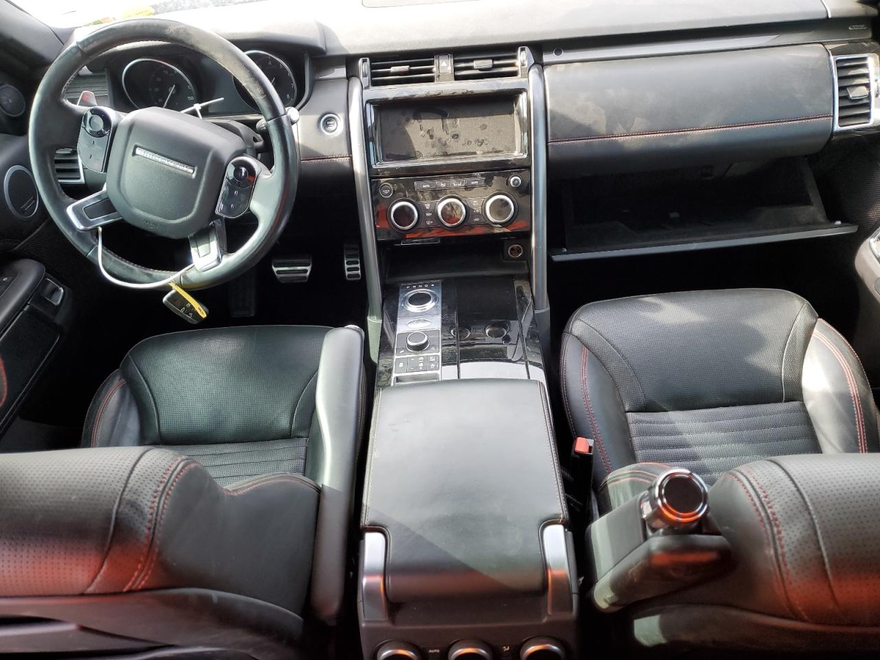 2017 Land Rover Discovery - Image 8