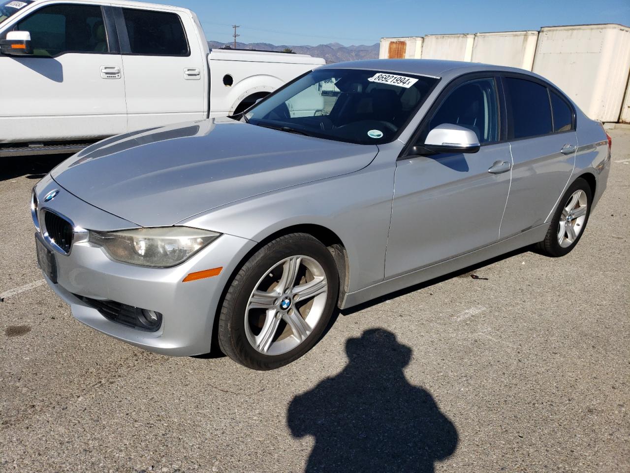 VIN WBA3C1C57DF438063 2013 BMW 3 SERIES no.1