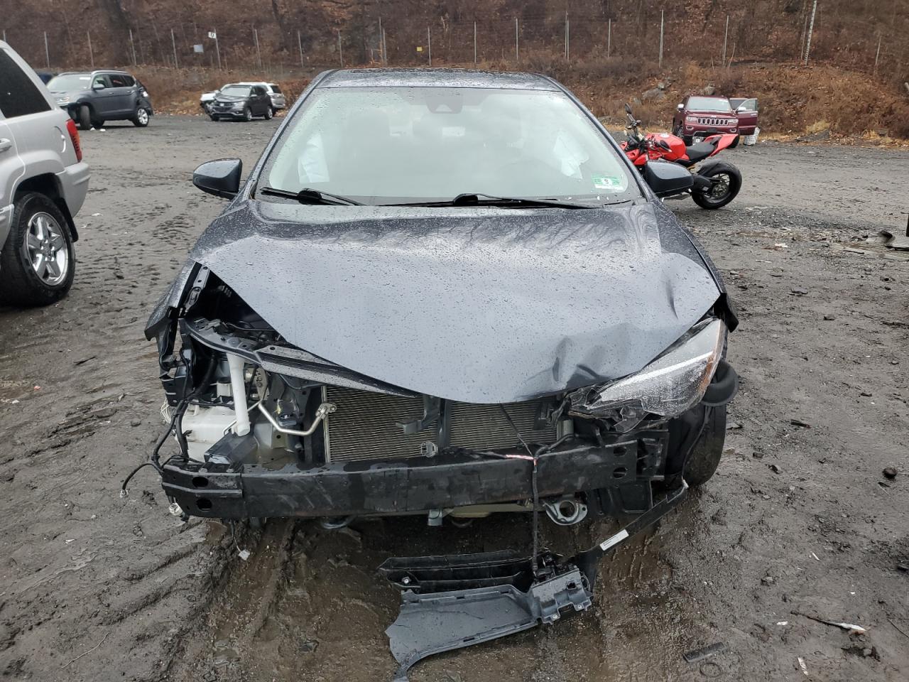 VIN 2T1BURHE2JC057194 2018 TOYOTA COROLLA no.5