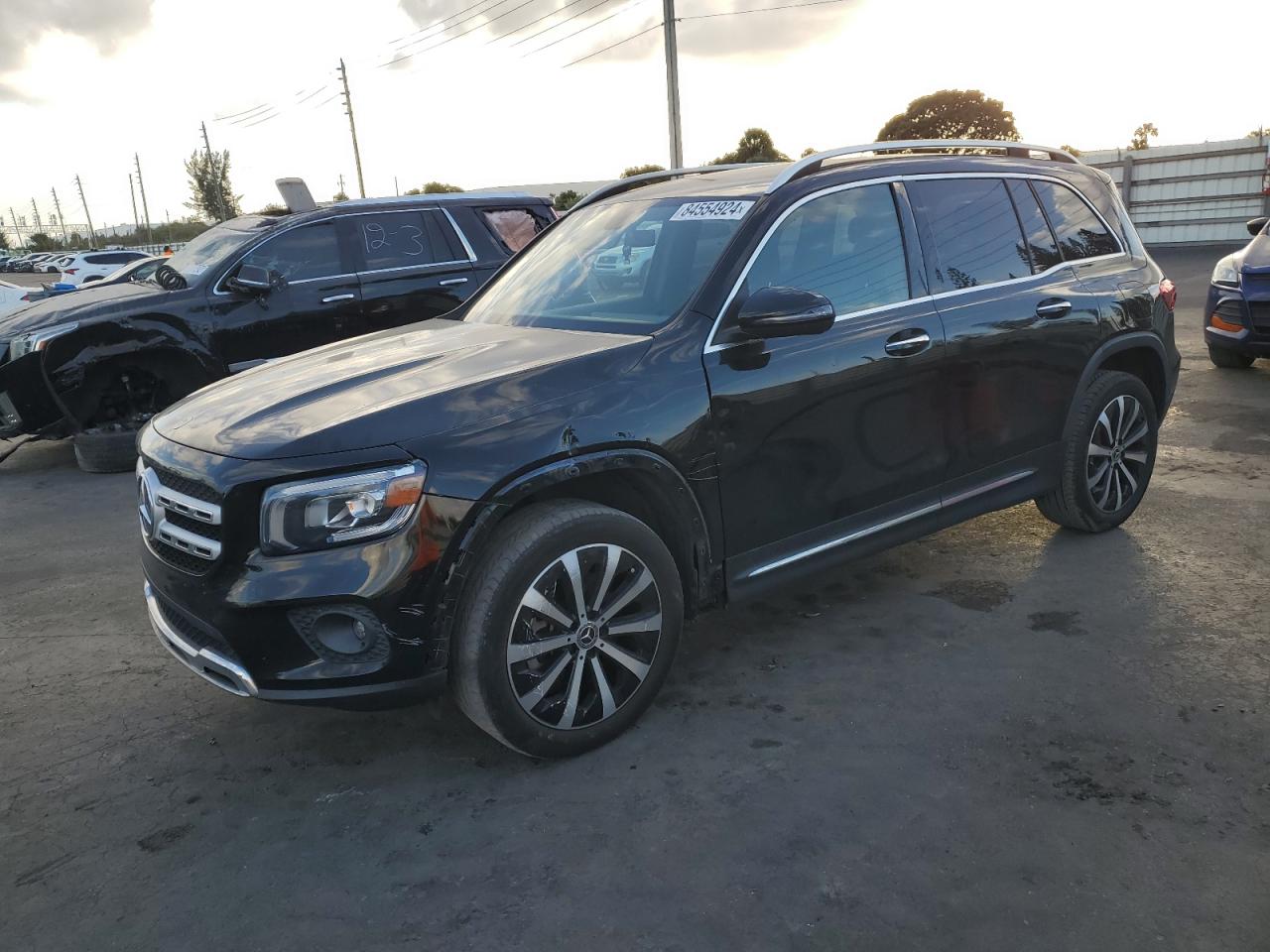 2021 Mercedes-Benz GLB - Image 1