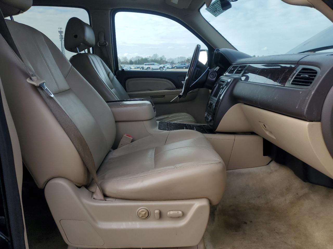 2007 GMC Yukon - Image 7