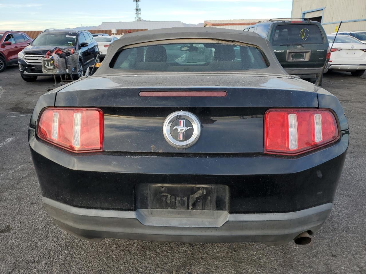 2010 Ford Mustang - Image 6