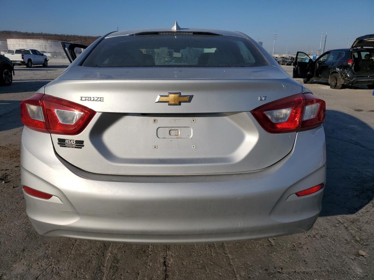 VIN 1G1BE5SM5K7114098 2019 CHEVROLET CRUZE no.6