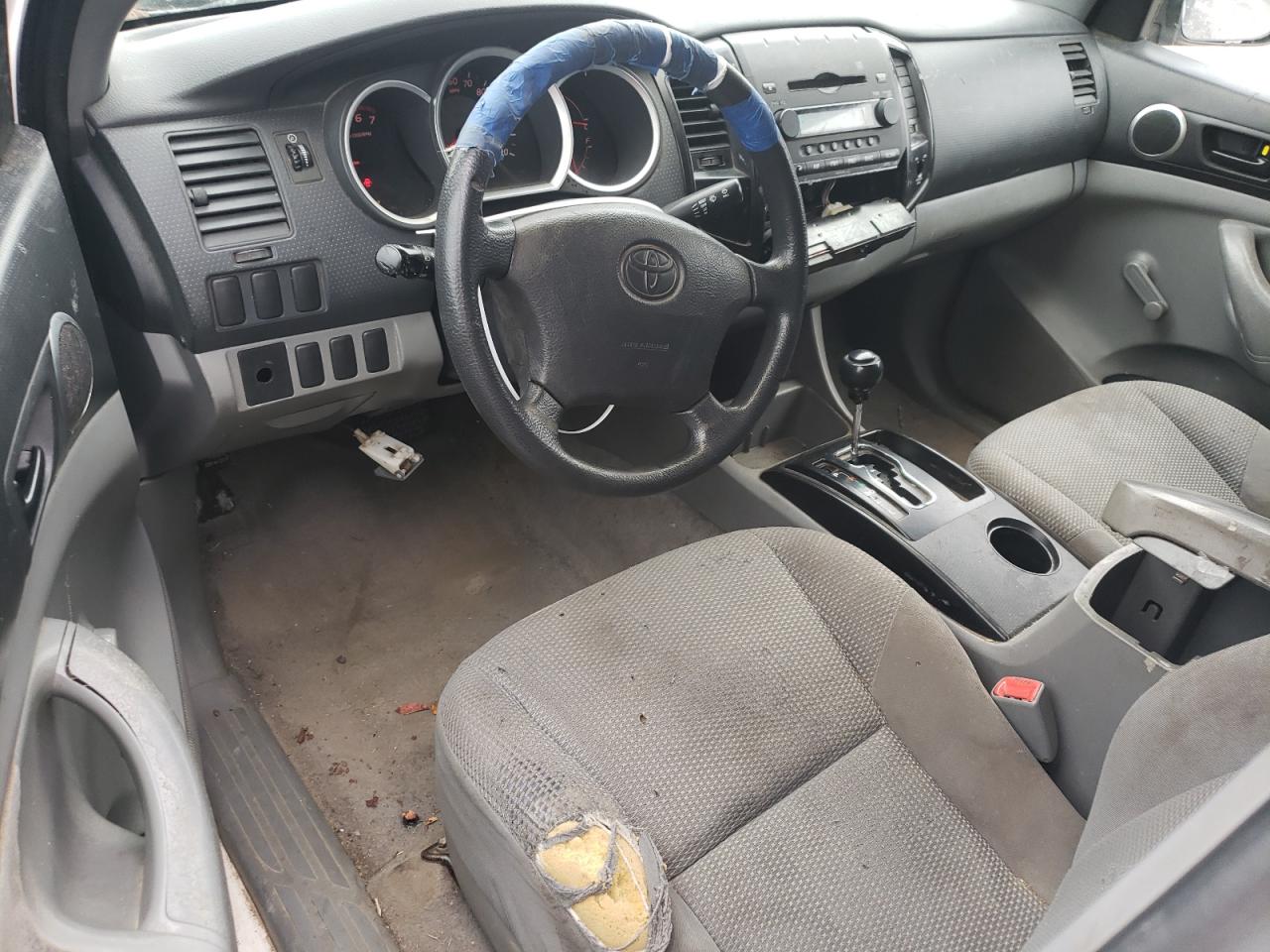 2005 Toyota Tacoma - Image 8