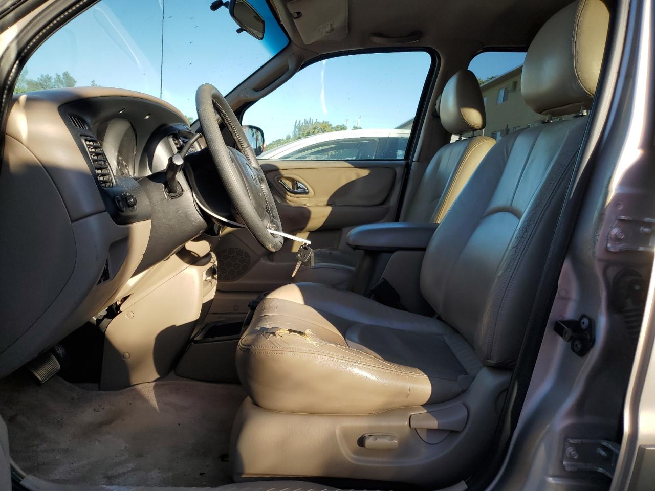 2002 Mazda Tribute - Image 7