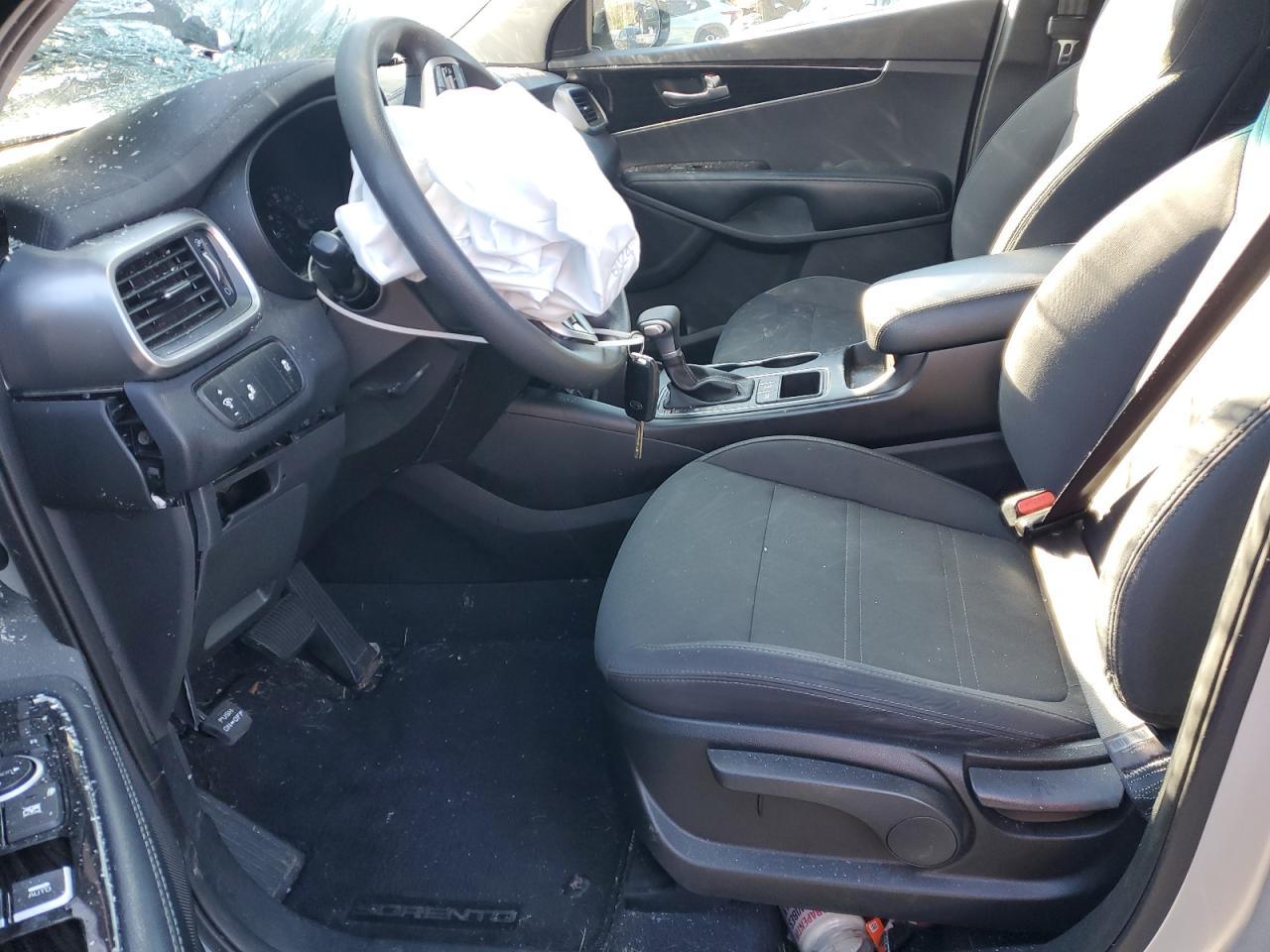 2020 Kia Sorento - Image 7