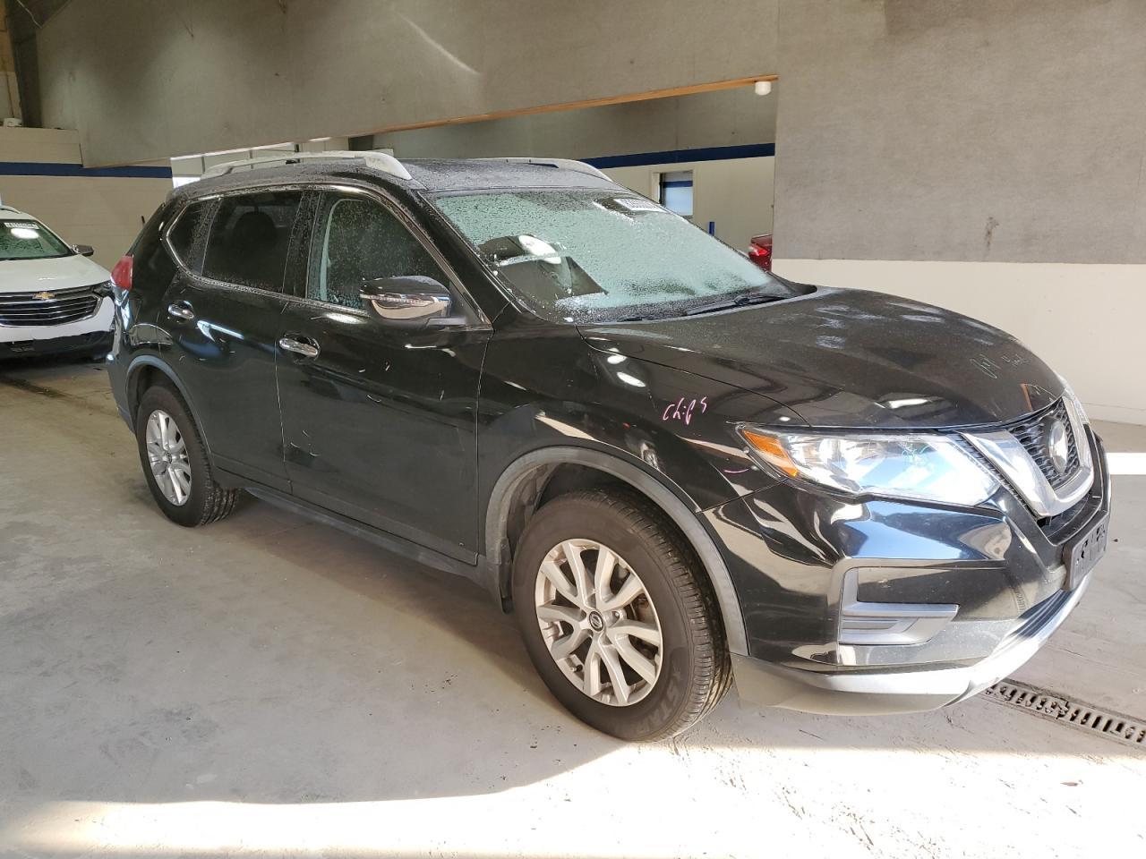 2018 Nissan Rogue - Image 4