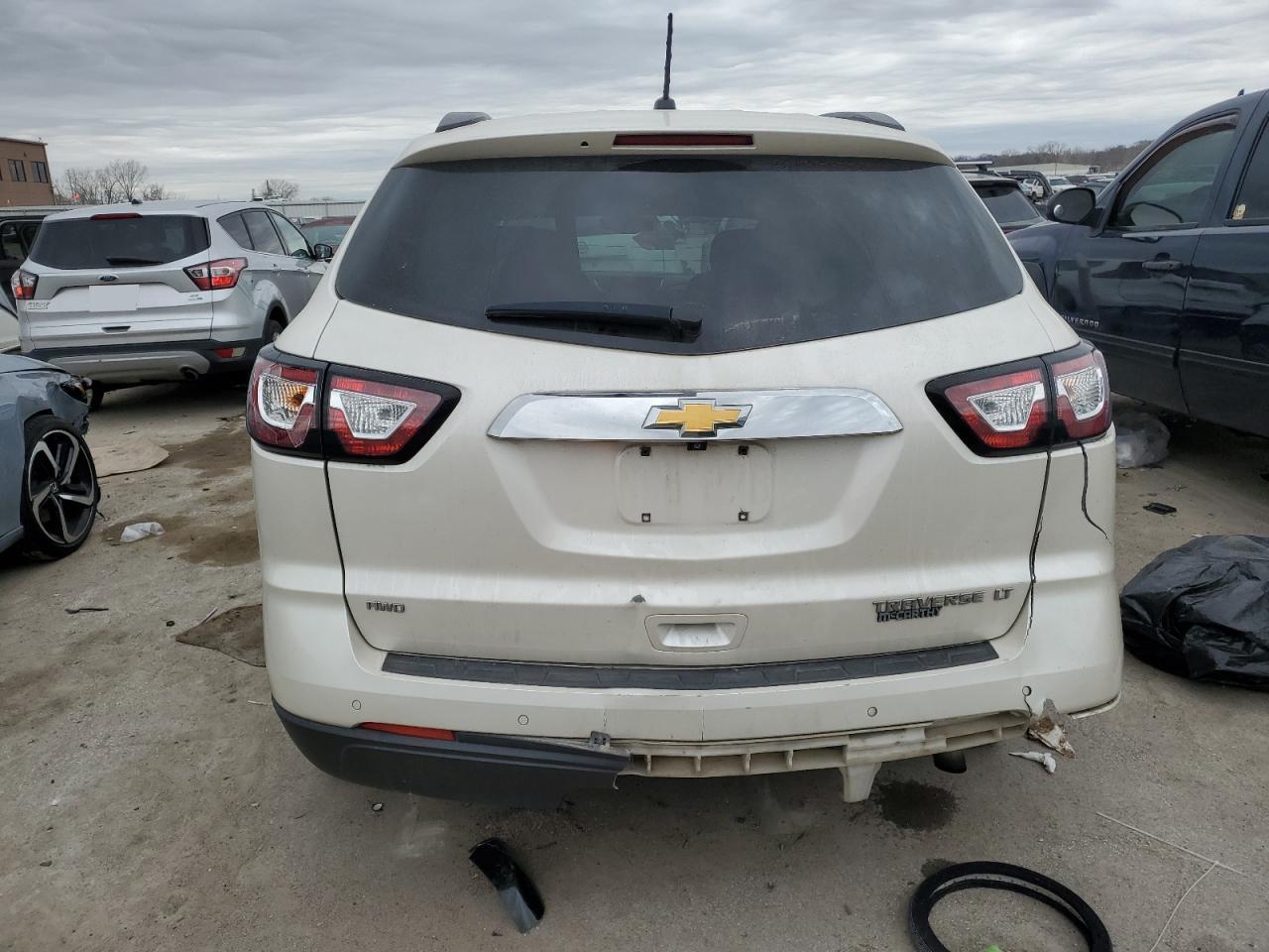 2014 Chevrolet Traverse - Image 6