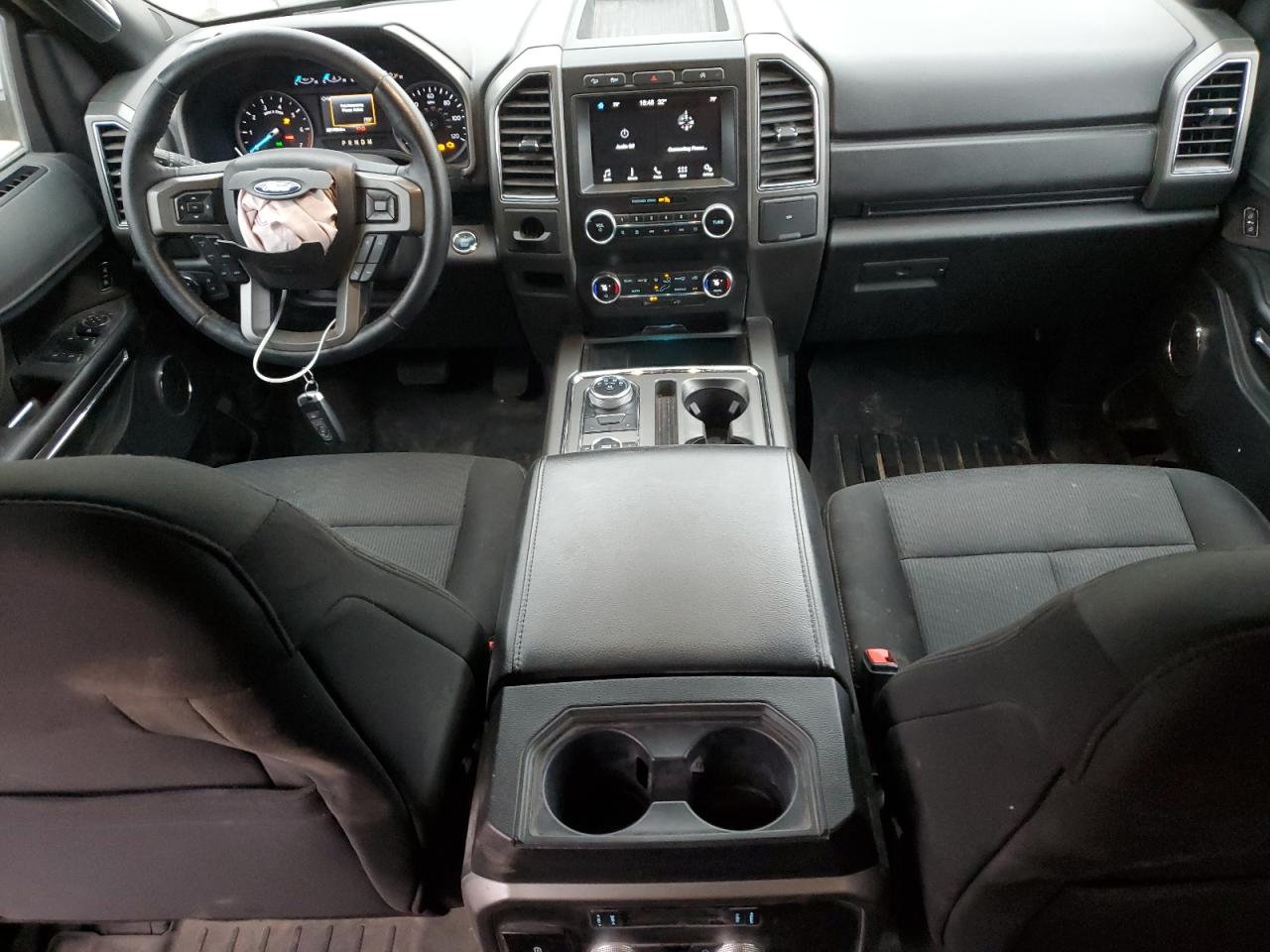 2019 Ford Expedition - Image 8