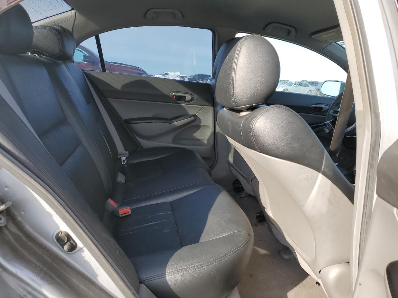2010 Honda Civic - Image 10